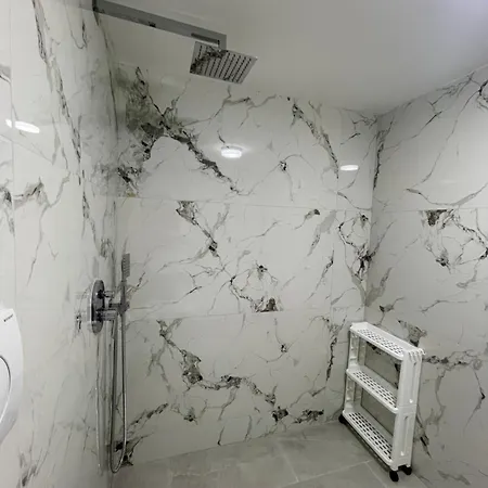 Duplex Lungomare דירה Vlorë